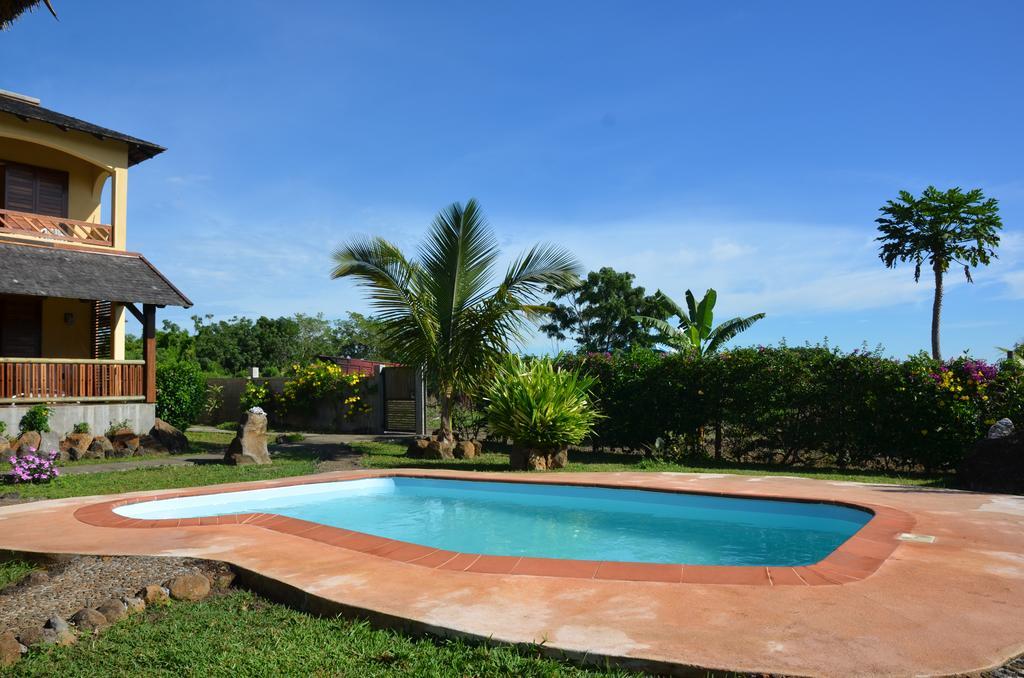 La Maison Soleil Belle Mare Exterior photo