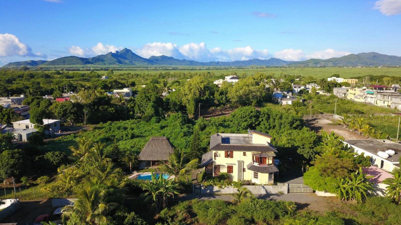 La Maison Soleil Belle Mare Exterior photo